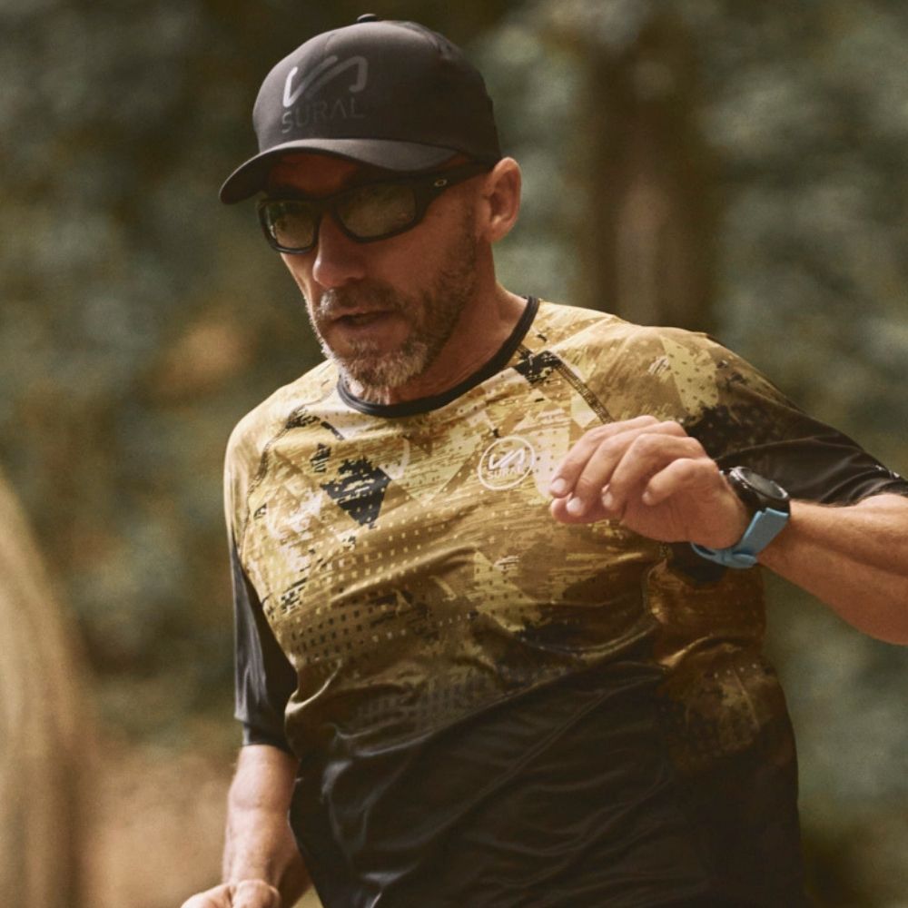 MERCURIAL PRO CAP NEGRA - LOGO FRONTAL - CUSTOM TEAM